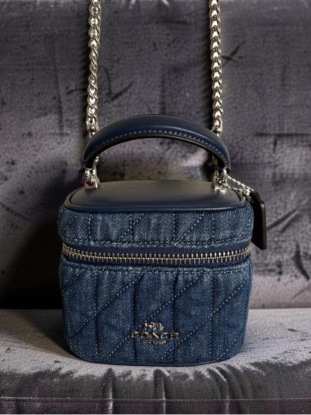 COACH Quilted Dark Blue Denim Bag with Silver Accents - Picture 4 of 11